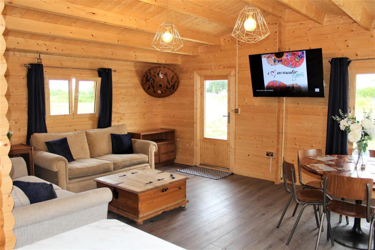 Holiday home Stunning 5-bed In Ashton Under Hill Evesham