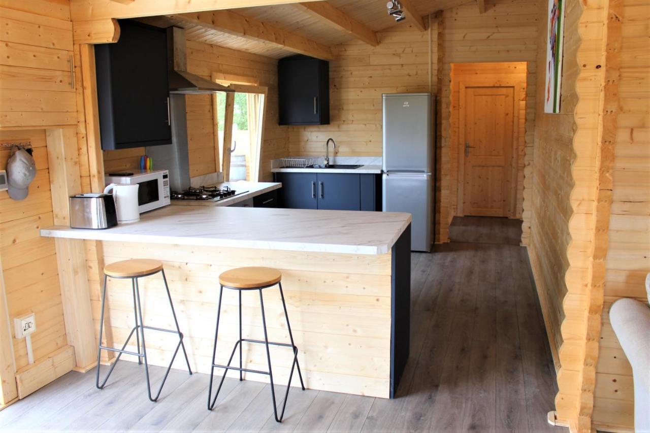 Holiday home Stunning 5-bed In Ashton Under Hill Evesham